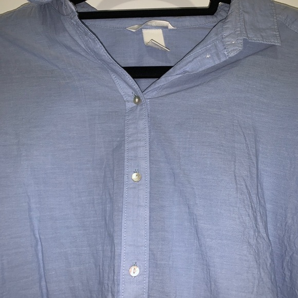 H&M blue button down - Picture 3 of 4